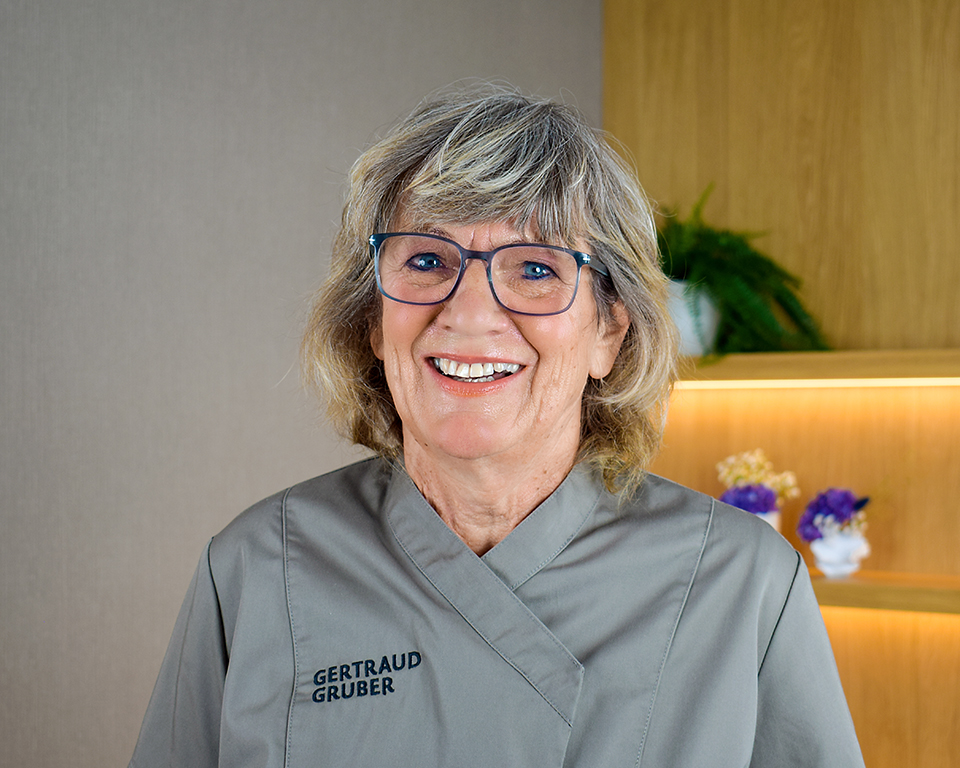 Eine von 1200 Gertraud Gruber Fachkosmetikerinnen