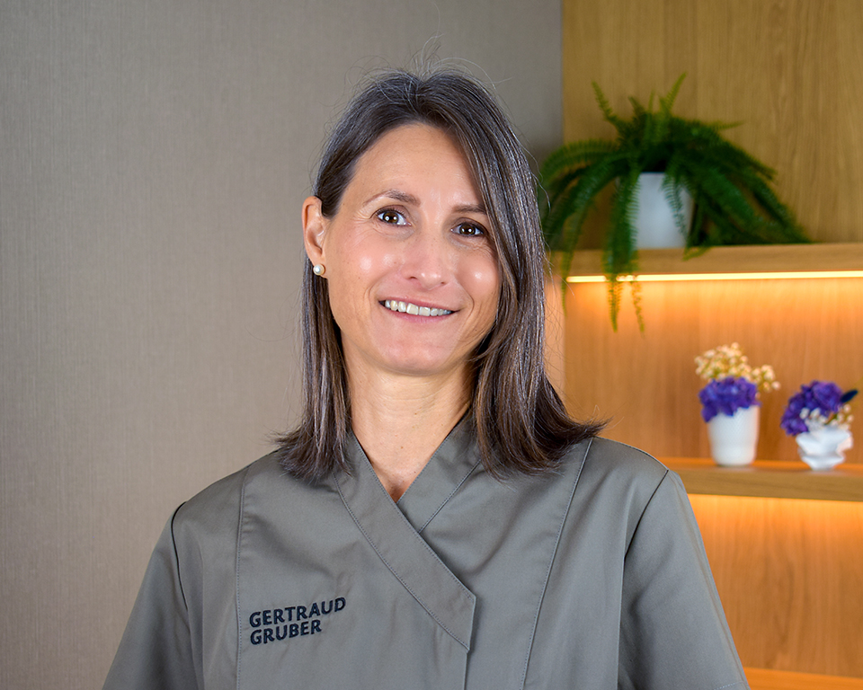 Eine von 1200 Gertraud Gruber Fachkosmetikerinnen
