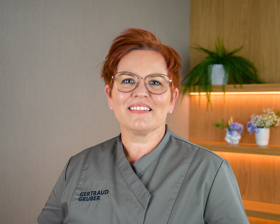 Eine von 1200 Gertraud Gruber Fachkosmetikerinnen