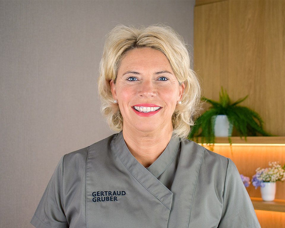 Eine von 1200 Gertraud Gruber Fachkosmetikerinnen